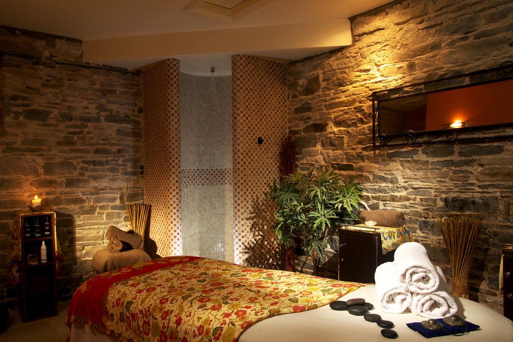 אניסטימון Falls Hotel & Spa מראה חיצוני תמונה